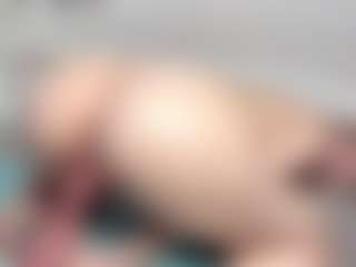 Lia's Live Sex Cam Show