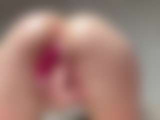Lia's Live Sex Cam Show