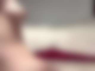 Live cam show with Lia - Toys Teen (18+) on Camsoda