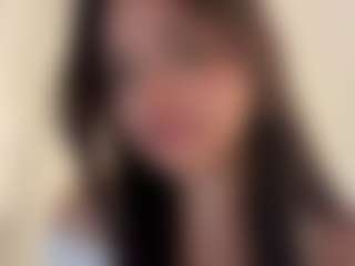Live cam show with TiannaZupan - New Brown Eyes on Chatstar