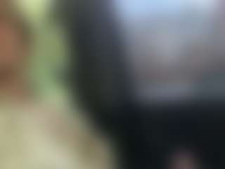 tsmallszzzguid's Live Sex Cam Show
