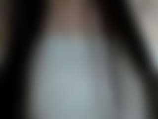 Live cam show with AlvinaSpano - Flashing on xplaylive.com