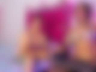 Live cam show with andrea-cutte - Cum on CamwithHer