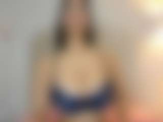 ARISSDELUNA's Live Sex Cam Show