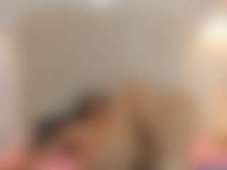 ARISSDELUNA's Live Sex Cam Show