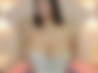 Live cam show with ARISSDELUNA - Double Penetration on WildCum