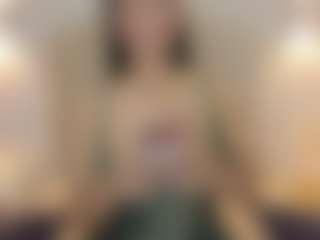 ARISSDELUNA's Live Sex Cam Show