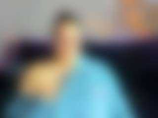Live cam show with Kity-Mooree - Dress on livesuperchat.net