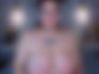 Live cam show with Kity-Mooree - Upskirt on nudelive.tv