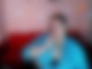 Live cam show with Kity-Mooree - Upskirt on Camsoda