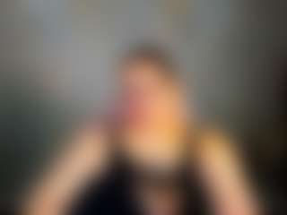 Show de câmera ao vivo com Kity-Mooree - Solo Show Big Tits no Camsoda