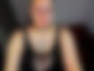 Live cam show with Kity-Mooree - White on CSO-WL | united kingdom