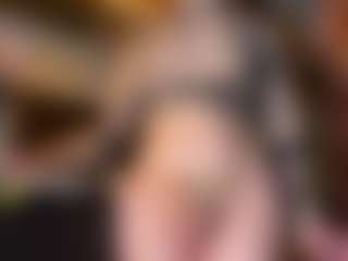 Live cam show with vynilaforever - Tease on SpankPalCams