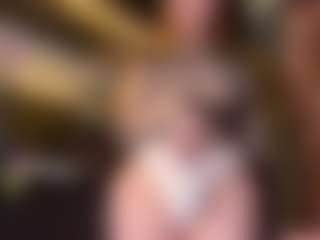 Live cam show with vynilaforever - Hazel Eyes on Camsoda