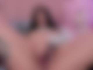 Live cam show with Alondra darling - Camel Toe on Soda Cam