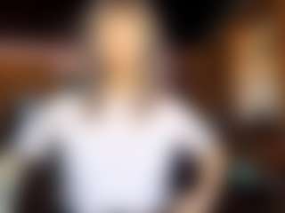 Mia's Live Sex Cam Show