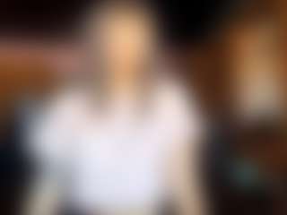 Mia's Live Sex Cam Show
