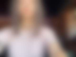 Mia's Live Sex Cam Show