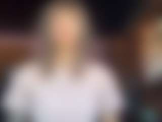 Mia's Live Sex Cam Show