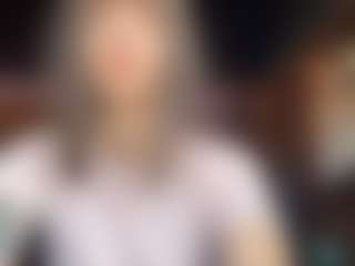 Mia's Live Sex Cam Show