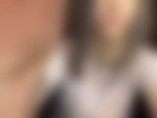 Mia's Live Sex Cam Show
