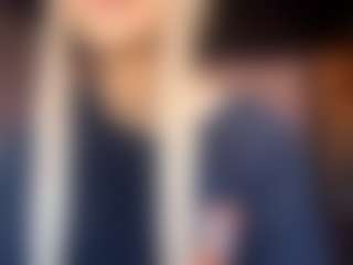 Mia's Live Sex Cam Show