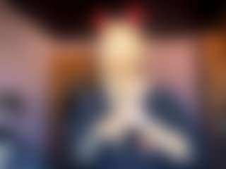 Mia's Live Sex Cam Show