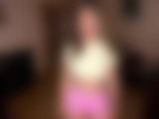 Live cam show with Melissa - Garter on CamwithHer