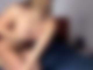 Live cam show with Melissa - Blowjob on madthumbs