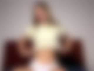 Live cam show with Melissa - Small Tits on SpankPalCams