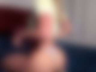 Live cam show with Melissa - Teen (18+) on Camsoda