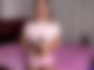 Live cam show with Melissa - Foot Fetish Blonde Hair on Camsoda
