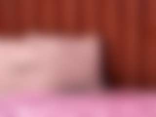 Live cam show with Melissa - Flashing on galaxygirlnitro.com
