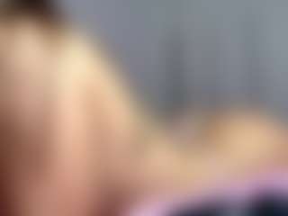 Live cam show with Melissa - Domination on SxyPornLive