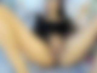 Live cam show with Catthleya - Natural on Streamer API