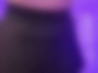 Spettacolo in cam dal vivo con ChristiniaReburn - Facial su Camsoda