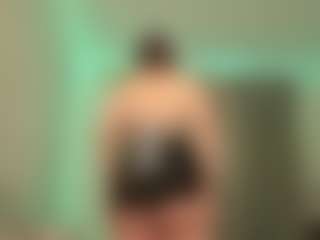 Live cam show with ChristiniaReburn - Nipple Piercings on Gym Cam Girls