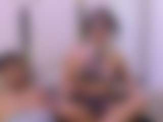 Live cam show with DulceAndDrake - Shaved Pussy on Dare Cams