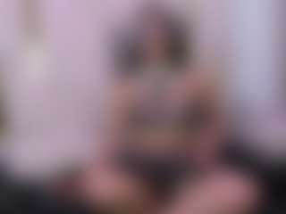 Live cam show with DulceAndDrake - Spank on camgirlchat.live