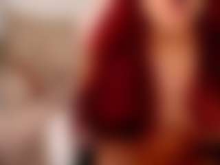 Live cam show with Emma-Hope - Red Hair on Fling VIP Chat