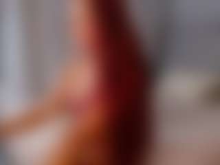 Live cam show with Emma-Hope - Red Hair on liverealitysex.com