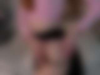 EmmaSagge's Live Sex Cam Show