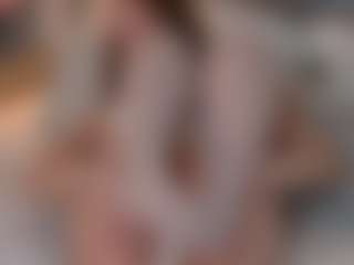 EmmaSagge's Live Sex Cam Show