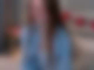 Live cam show with EmmaSagge - Fingering on Gym Cam Girls