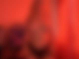 Live cam show with EulahSimoni - Tittyfuck on sexylive.show