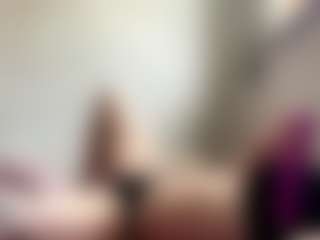 Live cam show with EustoliaWallett - Smoking on SpankPalCams