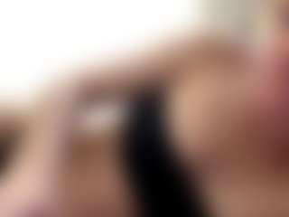 Live cam show with EustoliaWallett - Strip on Milfs Live