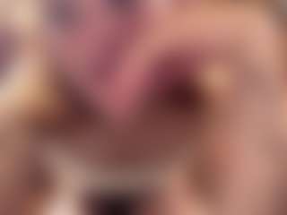 Live cam show with EustoliaWallett - Petite MILF on boobsie.com