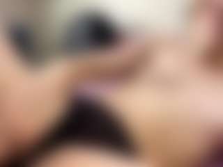 Live cam show with EustoliaWallett - Smoking on Camsoda