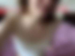 Live cam show with EustoliaWallett - Skinny MILF on Camsoda